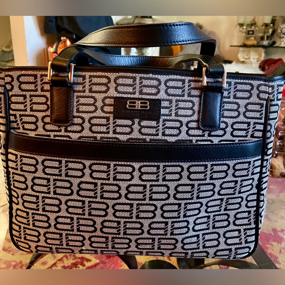 BALENCIAGA vintage beautiful condition bag authentic